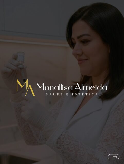 Uma parceria de longa data,
agora traduzida em uma nova fase. ✨

• Criação de Marca | Identidade Visual •

Tive o prazer de desenvolver a nova identidade visual da @dramonallisacorreia, marcando seu reposicionamento para a área da saúde e estética,com mais clareza, intenção e alinhamento ao seu momento profissional. ✍🏼

Cada elemento foi pensado estrategicamente para refletir seus valores e a experiência que deseja transmitir:

▫️ O mostarda traz acolhimento, sofisticação e proximidade.

▫️ O grafite sustenta a autoridade com elegância e modernidade.

▫️ O branco equilibra a composição, reforçando leveza, organização e transparência.

As tipografias seguem uma linha imponente e contemporânea, enquanto o símbolo com suas iniciais fortalece presença e reconhecimento.

O resultado é uma identidade visual sólida, atemporal e coerente com o posicionamento que essa nova fase exige. ♾️

@dramonallisacorreia, obrigada por confiar mais uma vez no meu trabalho. 🤍

Desejo muito sucesso nesta nova jornada!

#criacaodelogo #identidadevisual #logotipogoiânia #idvisual #DesignaGestão